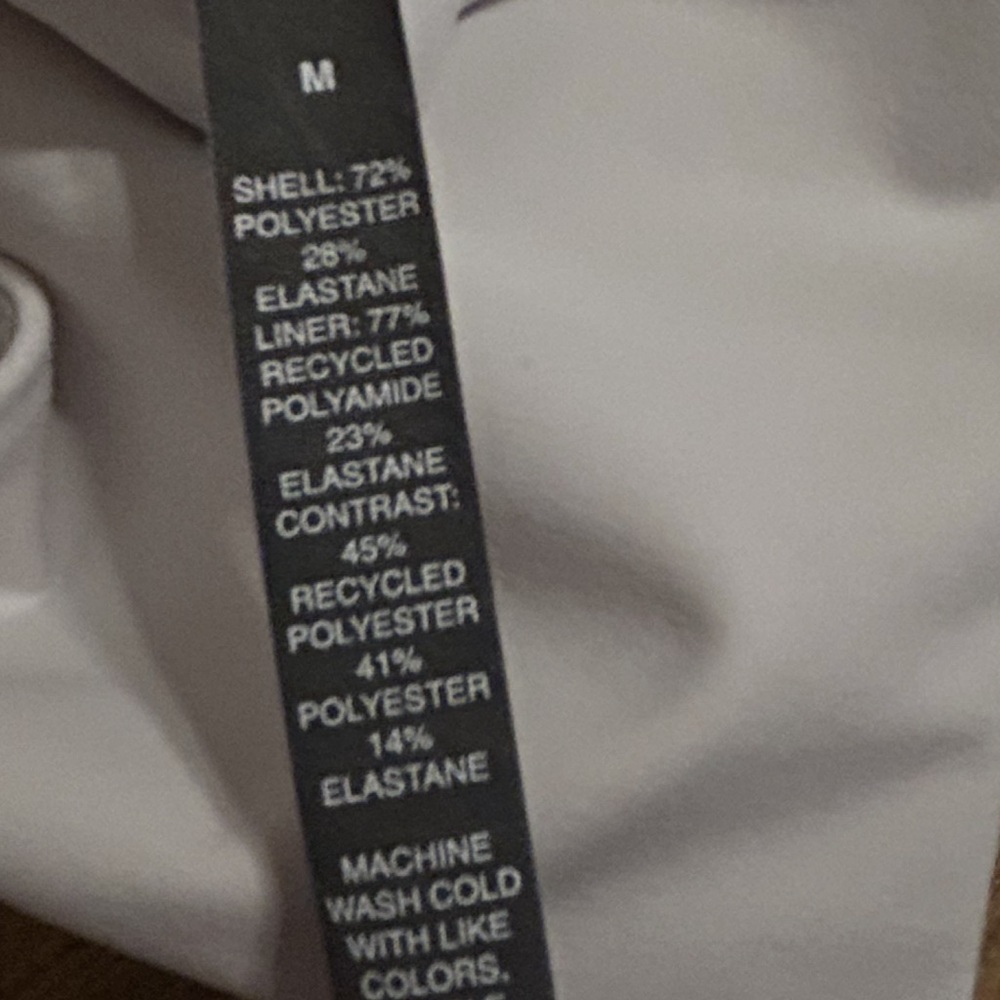 Vuori Women’s Set Dress Size M - Picture 4 of 4